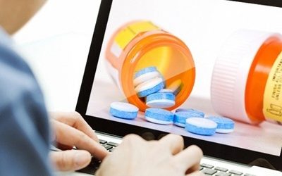 Buying drugs on Online Pharmacy: You should know these things