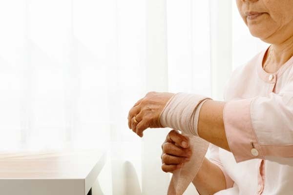 What Are The Complications Of Rheumatoid Arthritis?